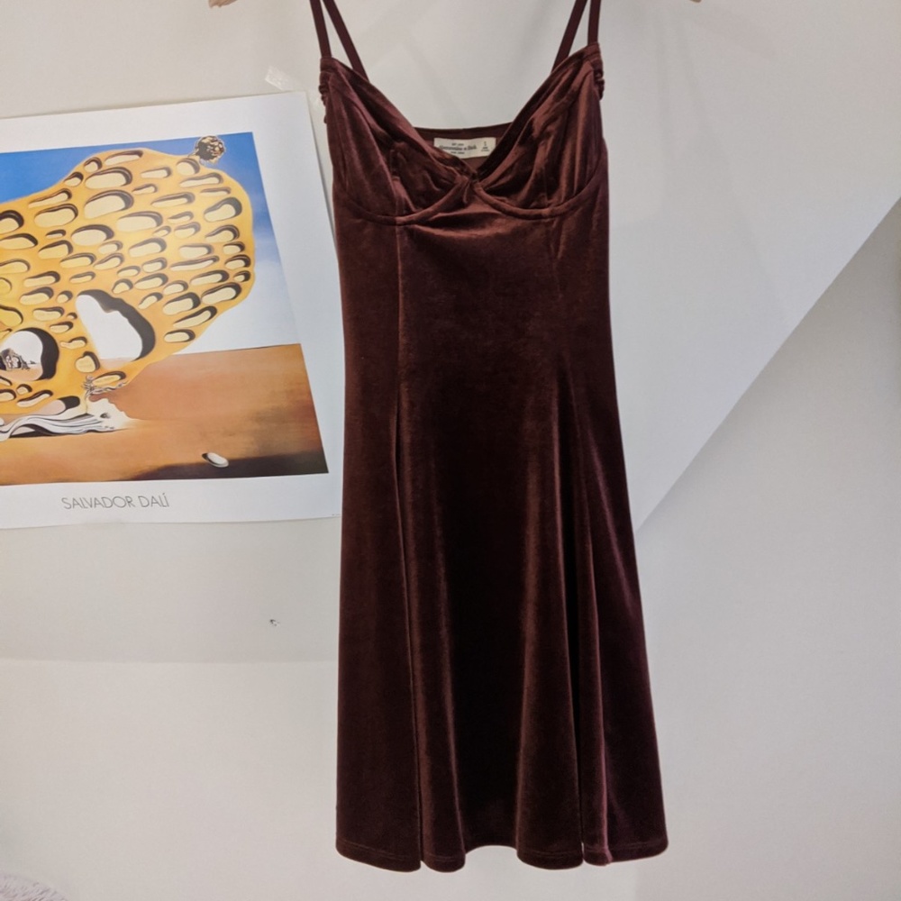 Flattering Burgundy Date Night/Party Dress